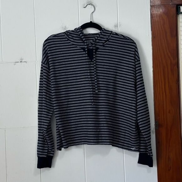Hollister Navy and White Striped Hoodie Waffle Knit Size Medium - Picture 1 of 4